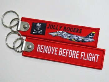 Jolly Rogers Remove Before Flight Cloth Red Embroidered Key Chain Keychains Aviation Collection Tags Rings Luggage Signs