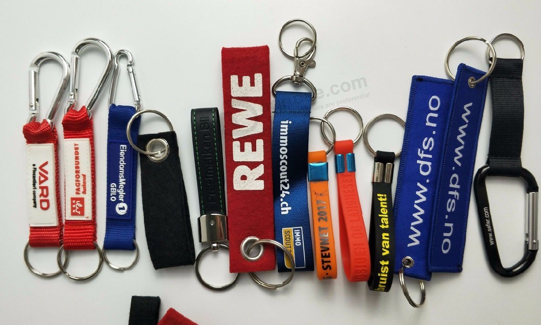 Wholesale embroider Short strap Keychain travel Tag with Key Ring