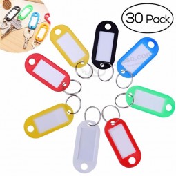 30ピースマルチカラープラスチックキーフォブ荷物IDタグキーリング付きラベル（ランダムな色）