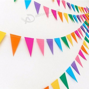 bellissime e colorate decorazioni per feste decorate con stendardo triangolare o bandiere a forma di stamina in tela speciale a forma di stringa