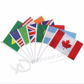 Vente chaude impression numérique tenue à la main drapeau national main personnalisée agitant drapeau tenu