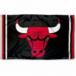 Drapeaux personnalisés des Bulls de Chicago de la NBA avec bannière publicitaire en polyester rouge