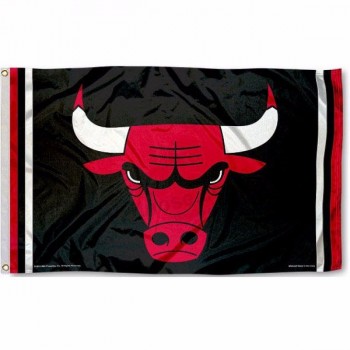 Drapeaux personnalisés des Bulls de Chicago de la NBA avec bannière publicitaire en polyester rouge