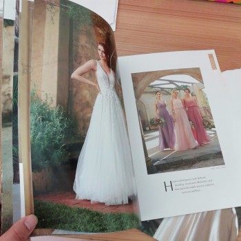 Impression de magazines de mode / catalogue en couleur à couverture rigide parfaite personnaliséeNouveau design A4,A5 catalogues brochures imprimées & cataloguePapier d’art, catalo