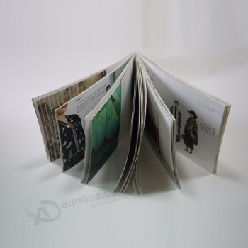 Novo design preço direto da fábrica capa mole preço barato impressão de papel catálogo de produtos