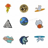 Hersteller Großhandel Cartoon Metall Emaille Pin Abzeichen benutzerdefinierte Anstecknadeln, weiche Emaille Pin