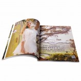 Chine Fabricant en gros Haute Qualité Personnalisé Couleur Pas Cher Produit Publicité Parfait Relié A4 Impression De Magazine De Mode