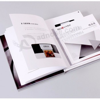 Le service d’impression de livres, de dépliants, de catalogues, de brochures et de magazines à couverture rigide personnalisée le plus populaire de l’année