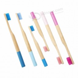 Vente en gros de poils de bambou respectueux de l’environnement recyclable sans BPA paquet de 4 biodégradable végétalien FDA brosse à dents ronde en bambou biologique