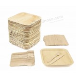 Vaisselle écologique, assiettes carrées jetables en feuilles de palmier, fourchettes et couteaux en bois