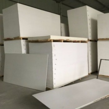 Usine vente directe de panneaux de mousse de PVC pour les matériaux de construction et l’impression publicitaire