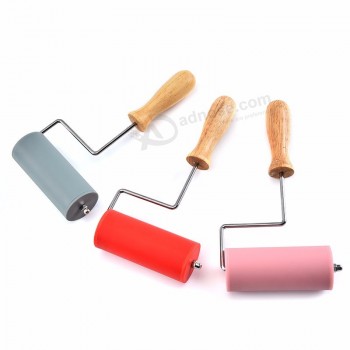 2020 NEW hottest easy to handle wood pastry pizza roller Non stick silicone rolling Pin for home baking cooking