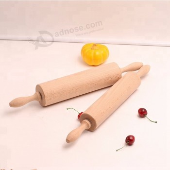 Rouleau à pâtisserie miniature personnalisé en gros bois