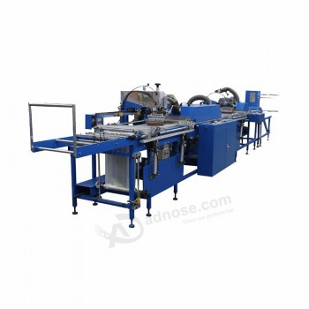 La célèbre machine de sérigraphie multicolore de la marque Taiho