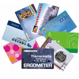 2020 venda quente de alta qualidade em estoque tamanho personalizado impressão de cartão de identificação de Pvc