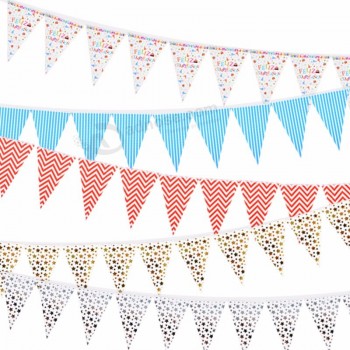 Drapeaux triangulaires en papier pour le jour de Noël et la fête d’anniversaire Drapeaux suspendus Bunting String Flags