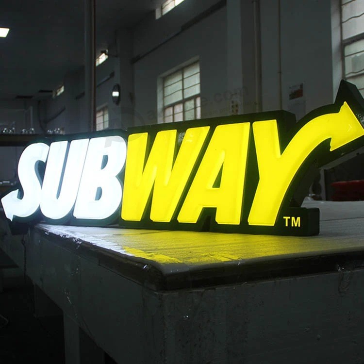 Sinalização de acrílico para edifícios de rua Publicidade metrô Loja de alimentos Light Box