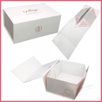 Emballage plat Impression personnalisée Perruque en papier Vêtements Vêtements Sac à main Chaussures Chocolat Vin Parfum Cosmétiques Boîte d’emballage cadeau pliable