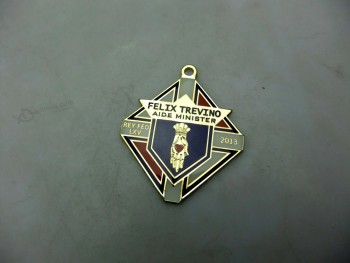 Wholesale Custom Logo Lapel Pins of Golden Plating Enamel Badge