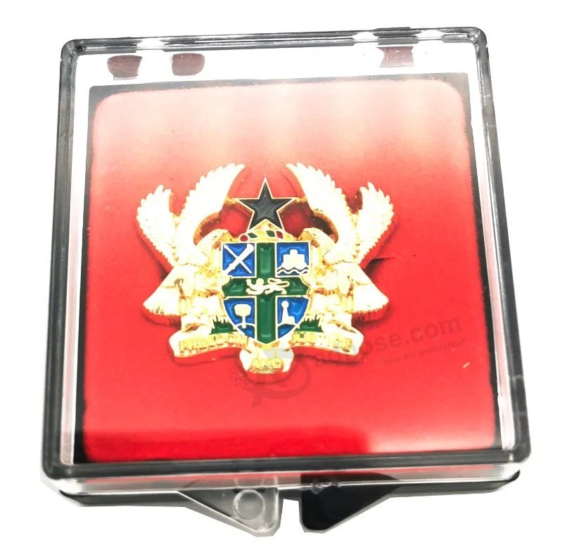Fábrica BSCI Feita de metal esmaltado personalizado Distintivo de lapela Pin dourado Emblema para presente / promoção