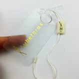 Étiquette en plastique de vêtement personnalisé, étiquette volante en plastique PVC