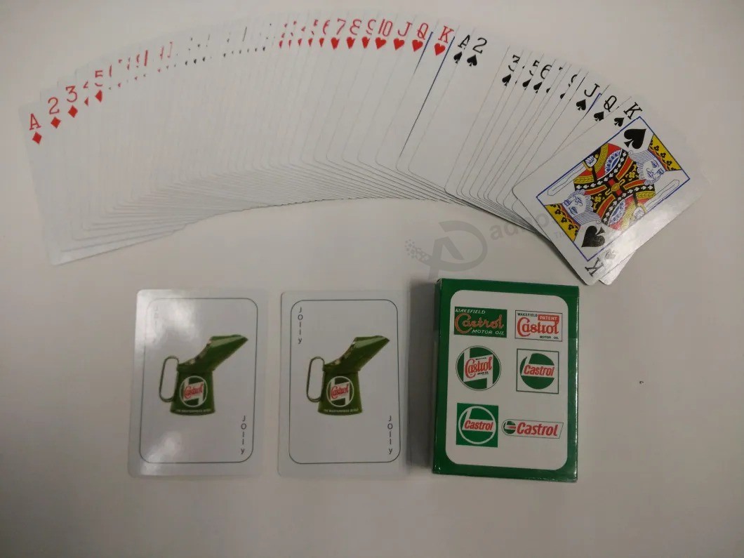 Настроенные бумажные / пластиковые игральные карты в покер
