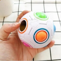 Coloré Tôt Éducatif Jouet Mains Entraînement Cérébral Clip Magie Anniversaire Cadeau Rainbow Ball Toy