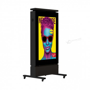 Factory Price Floor Standing 86 Inches Bus Shelter Digital Signage Kisosk with Light Box