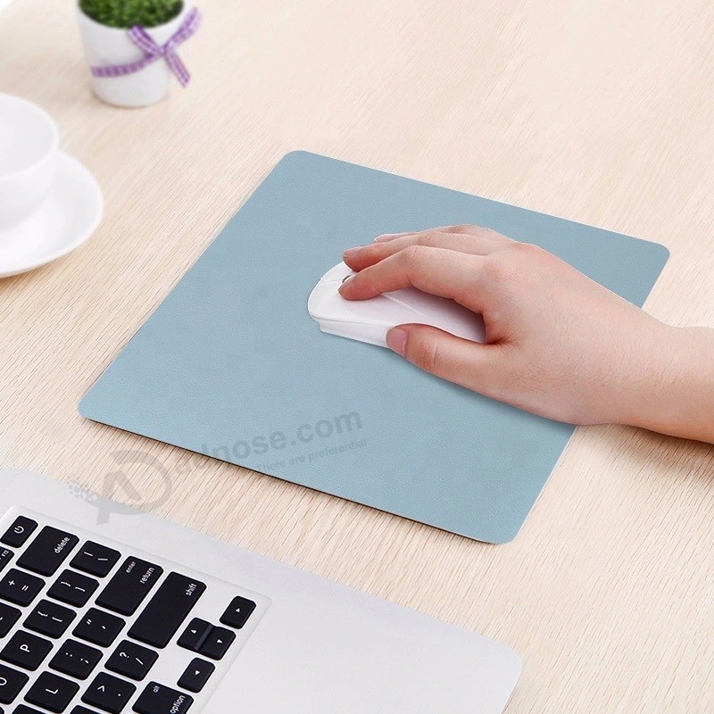 Tappetino per mouse in pelle PU con logo personalizzato per ufficio