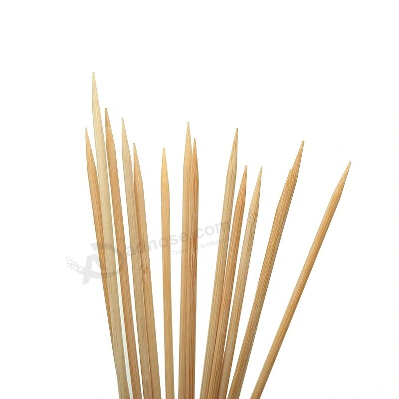 La Cina ha prodotto uno spiedino di bambù e uno stuzzicadenti di alta qualità a buon prezzo