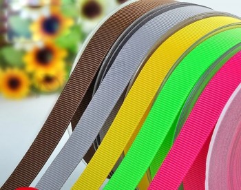 Groothandel 100% polyester grosgrain lint reliëf bedrukt lint