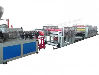 WPC-de Extrusiemachine van de Schuimraad met hoogte - kwaliteit