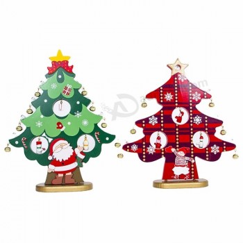 Regalo de Navidad de bricolaje de alta calidad de madera con luces LED árbol de Navidad con decoración de santa / muñeco de nieve