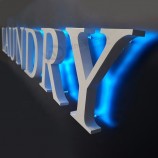 Het openluchtontwerp van de uithangbordraad leidde licht uithangbord openluchtbrieven 3d acryl geleide tekenraad