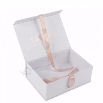 Custom Cardboard Paper Packaging magnetic Gift Box with Ribbon