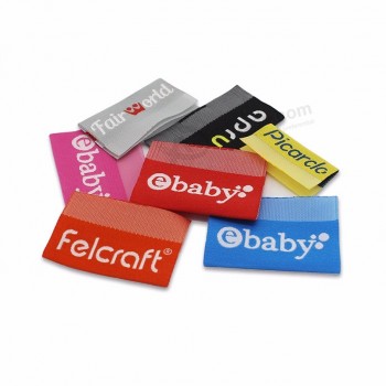Etichette personalizzate per abbigliamento