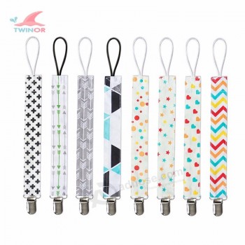 Commercio all'ingrosso Personalizza diversi modelli Baby Boy Baby Girl Clip per ciuccio in metallo