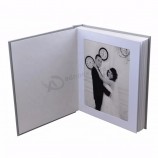 Slip di nozze personalizzato in album di fotolibri arruffato con tappetino