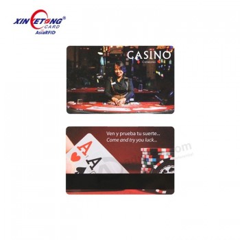 PVC Steen Glanzende Beboste Cmyk Druk Aangepaste Lid Kaart