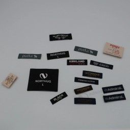 Etiqueta tejida personalizada para ropa
