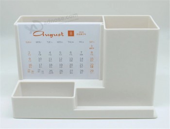 Calendario creativo in plastica multifunzione con portapenne e organizer