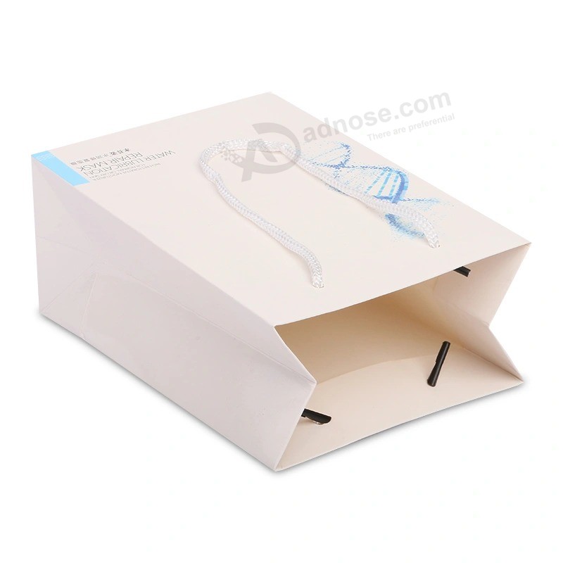 China Manufactures Small White Luxury Carrier Custom Logo Printed Paper Gift Bag