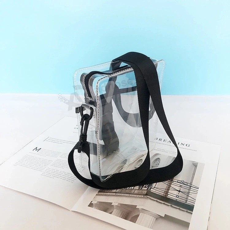 2020 Europe and America High Quality Custom Logo Clear PVC Black Single Shoulder Bag Saddle Bag