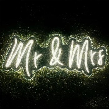 High Quality Custom Soft Mr and Mrs LED Neon Sign for Wedding Party Events