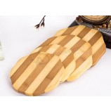 Posavasos de bambú en forma de Oliver con logotipo