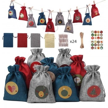 amazon 24 STÜCKE Adventskalender Countdown Weihnachtsdekorationen Sets hängende Baumwolle Kordelzug Geschenktasche