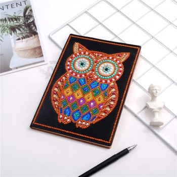 Gekleurde Big Eyed Owl 5D DIY speciaal gevormde Diamond Painting Notebook studenten schetsboek Craft kerstcadeau