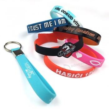 Produttore di braccialetti in silicone Progetta il tuo logo