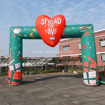 Arco gonfiabile su misura con il cuore per la decorazione, il partito, l'evento, la promozione