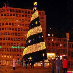 屋外クリスマスツリー-人工クリスマスツリー-大きなクリスマスツリー-照明クリスマスツリー